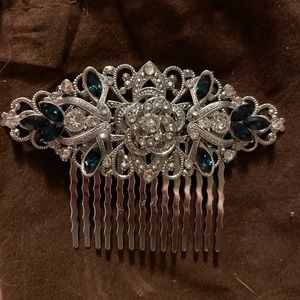 Hair comb, stunning blue stones, perfect addition for your wedding hair.
